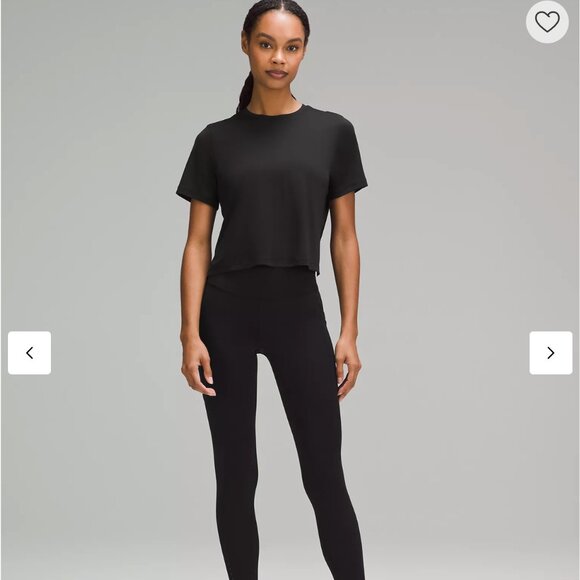 Ultralight Waist-Length T-Shirt - Picture 2 of 4